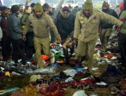 Stampede at Kumbh Mela in Prayagraj Claims Lives, Over 50 Injured