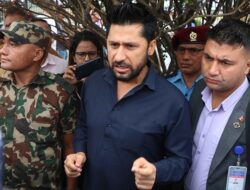 Ravi Lamichhane arrived in Chitwan to give a statement at the court.